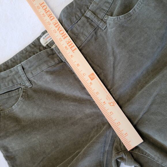 St Johns Bay Corduroy Pants Sz 16 Tall Green Straight Secretly Slender Boot Cut - Picture 9 of 10